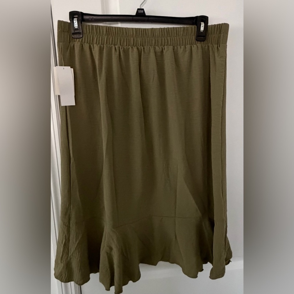Retrology Women’s in washed olive, size L, Ruffled Button Skirt NWT - Picture 4 of 9
